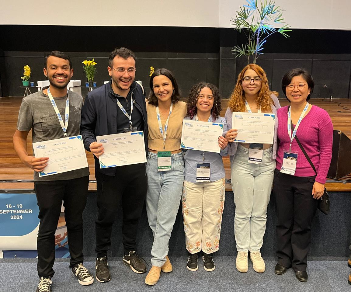 From left to right, Douglas Ricardo de Souza Junior, Hector Oreliana Faria, Grazziela Ronsein, Rafaela Oliveira Nascimento, Francielle Gomes, and Sayuri Miyamoto